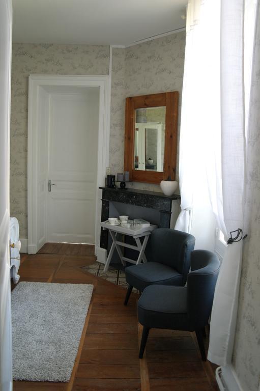 Saint-Séverin Le Chalet De Luxe Bed & Breakfast 部屋 写真