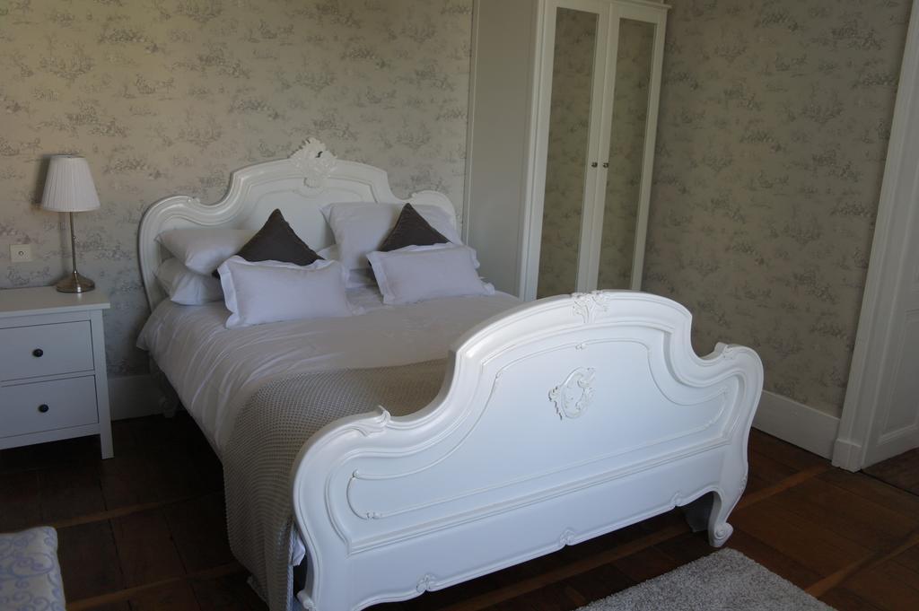 Saint-Séverin Le Chalet De Luxe Bed & Breakfast 部屋 写真