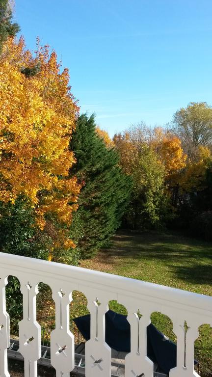 Saint-Séverin Le Chalet De Luxe Bed & Breakfast エクステリア 写真