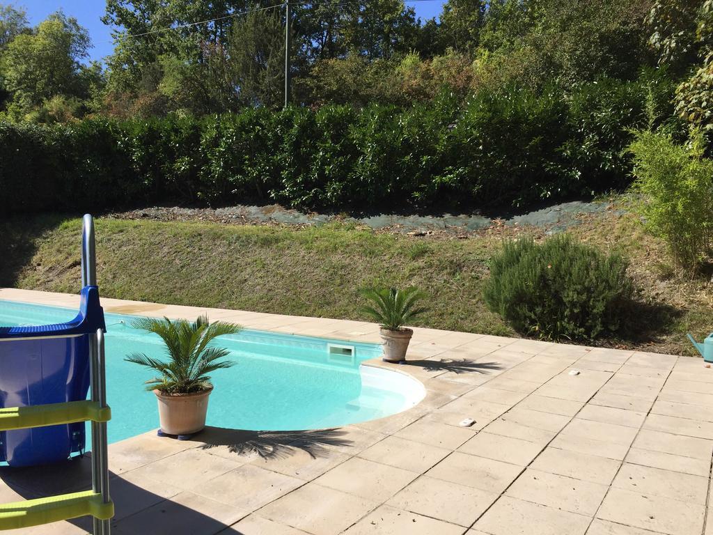 Saint-Séverin Le Chalet De Luxe Bed & Breakfast エクステリア 写真