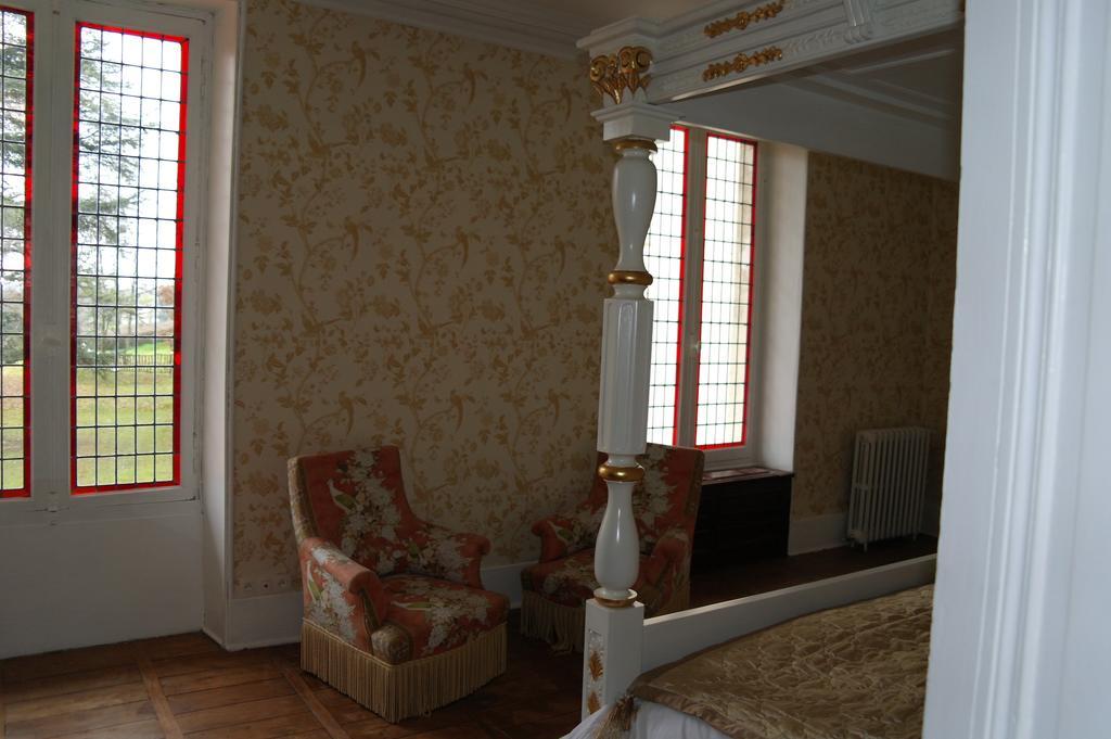 Saint-Séverin Le Chalet De Luxe Bed & Breakfast 部屋 写真