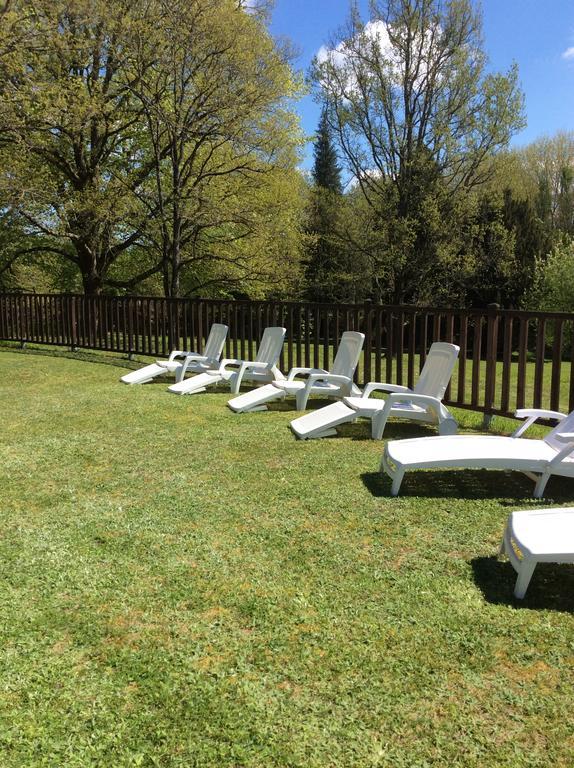 Saint-Séverin Le Chalet De Luxe Bed & Breakfast エクステリア 写真