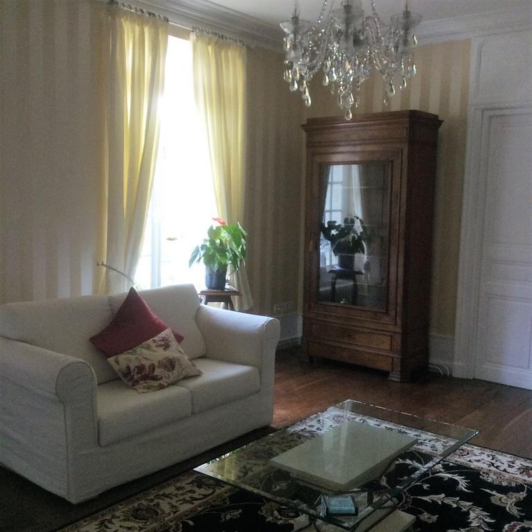 Saint-Séverin Le Chalet De Luxe Bed & Breakfast エクステリア 写真