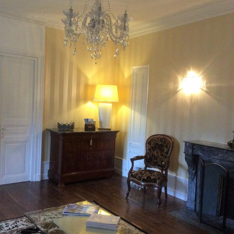 Saint-Séverin Le Chalet De Luxe Bed & Breakfast エクステリア 写真